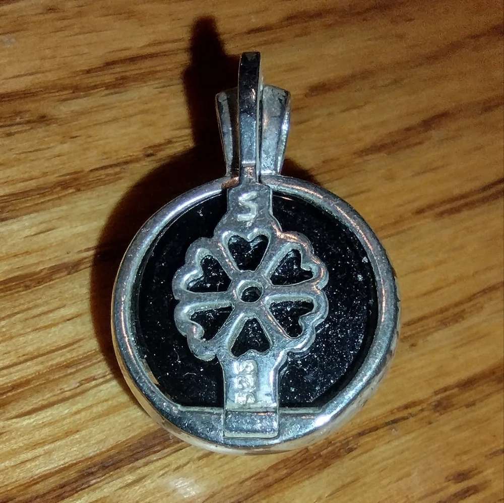 Sterling and onyx tree of life necklace - Picture 16 of 16
